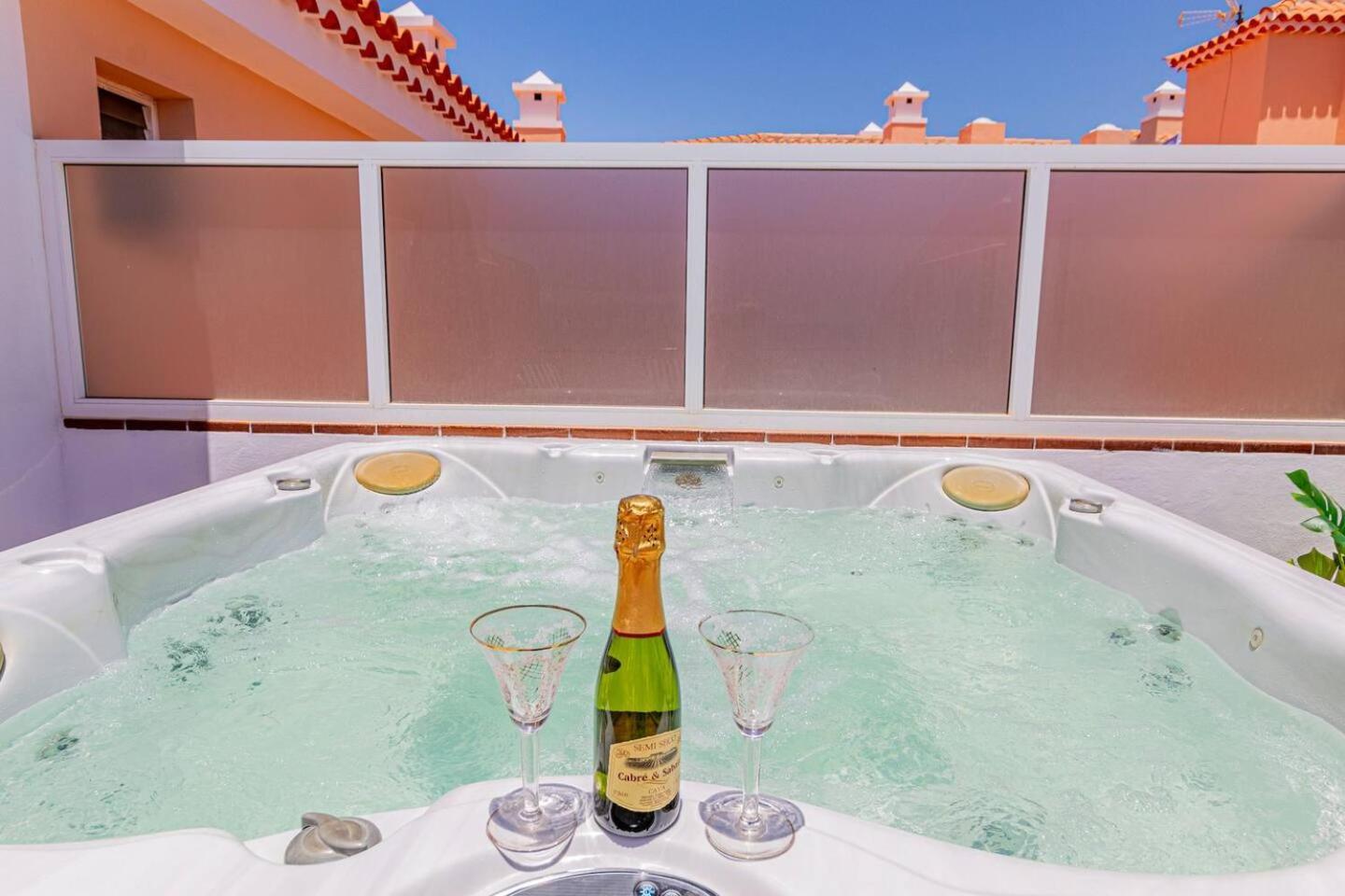 Penthouse Apt With Jacuzzi By Dream Homes Tenerife Puerto de Santiago (Tenerife) Exterior foto