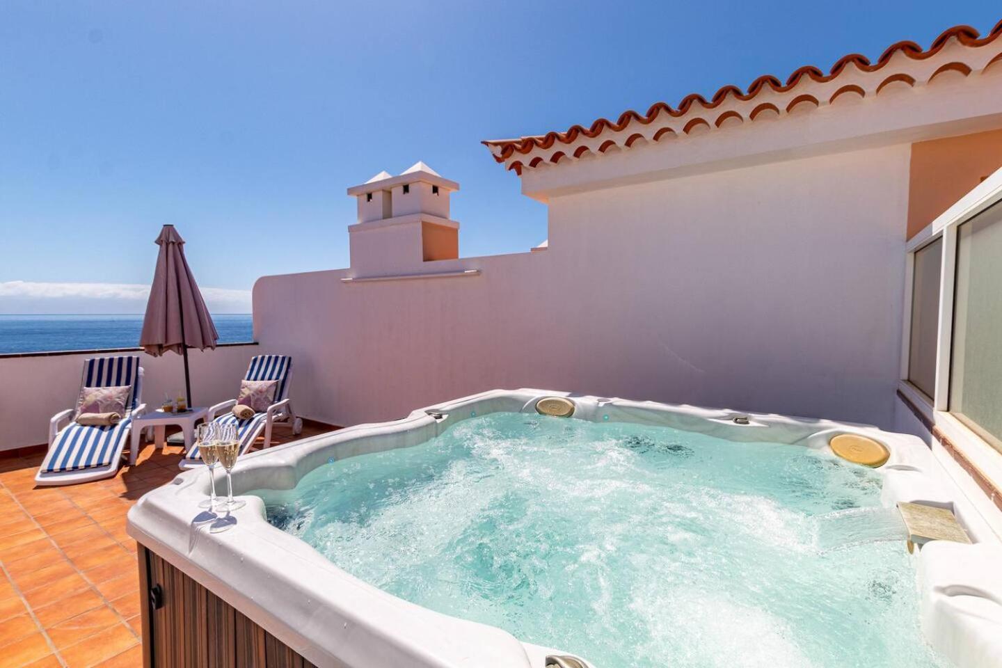 Penthouse Apt With Jacuzzi By Dream Homes Tenerife Puerto de Santiago (Tenerife) Exterior foto